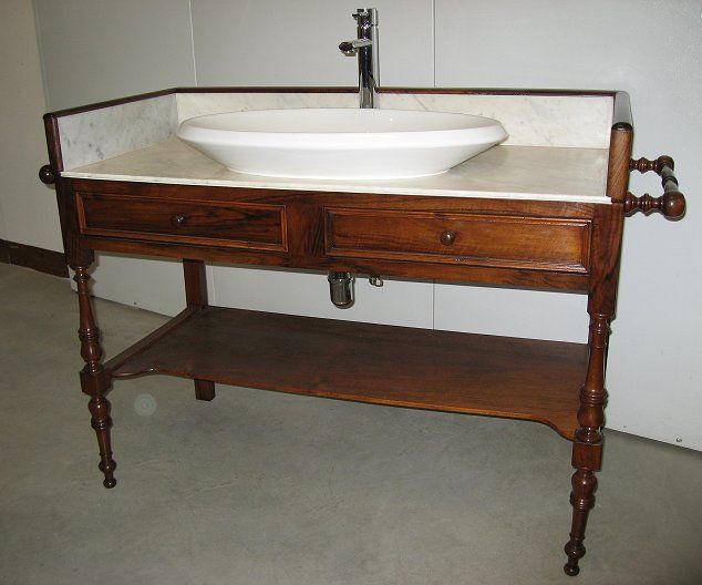 Toilette/Mobile Bagno in noce con lavabo Art. 0344 Antiquariato su